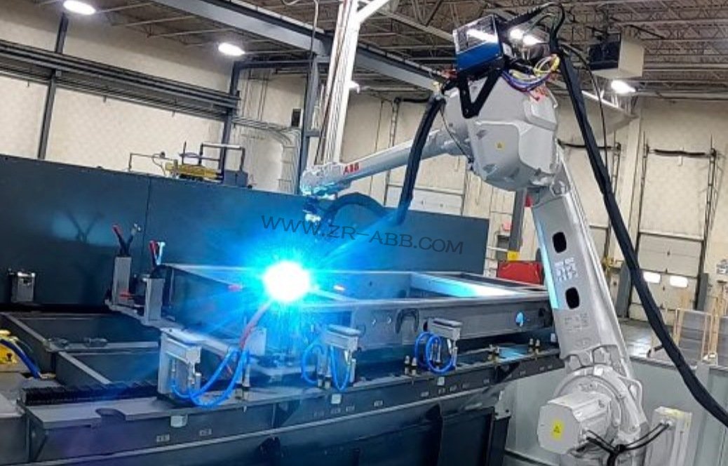 ������(ji��)���b����ABB���әC(j��)�����еĄ�(chu��ng)��(y��ng)��