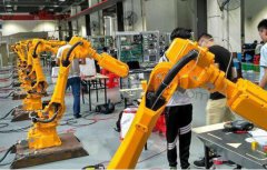 未來的工業機器人操作就業前景如何