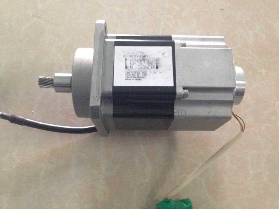 ABB機(jī)器人維修之更換更換伺服馬達(dá)的步驟
