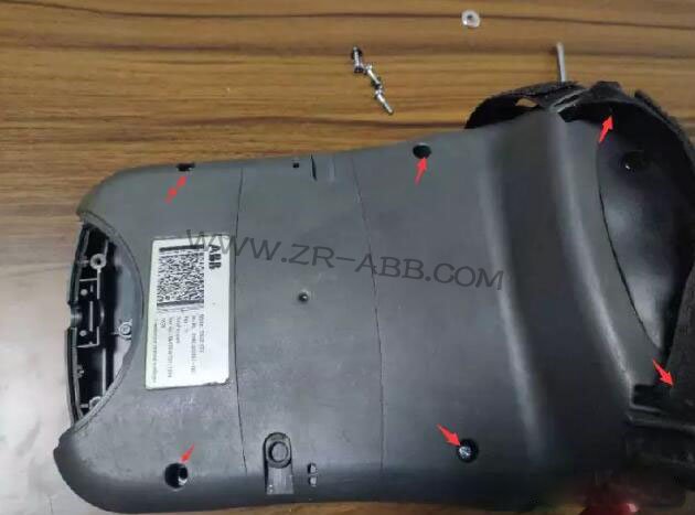 ABB�C����ʾ����3HAC028357-001���ϾS��