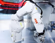 ABB弧焊機(jī)器人平衡缸泄露故障維修