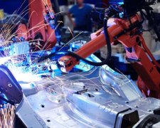 ABB弧焊機器人汽車底盤焊接節氣裝置